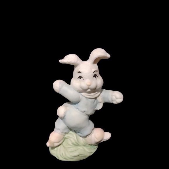 Three porcelain Easter bunnies by Art Mark - Picture 9 of 12